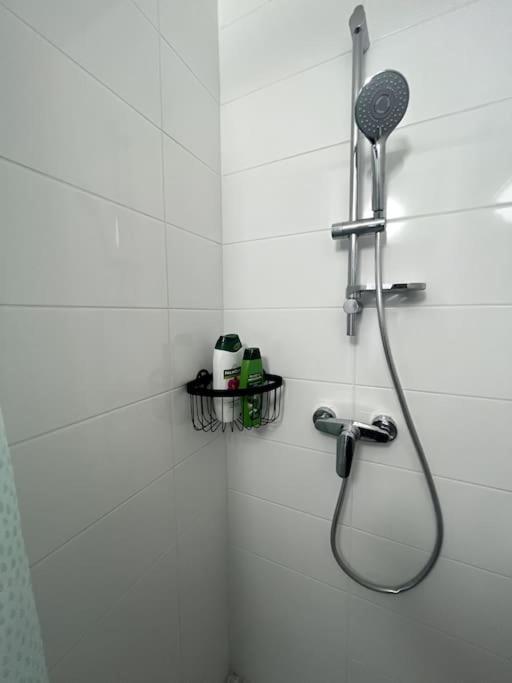 Hana Home Mantes-La-Jolie 6 Personnes Parking Public Gratuit Business&Family Εξωτερικό φωτογραφία